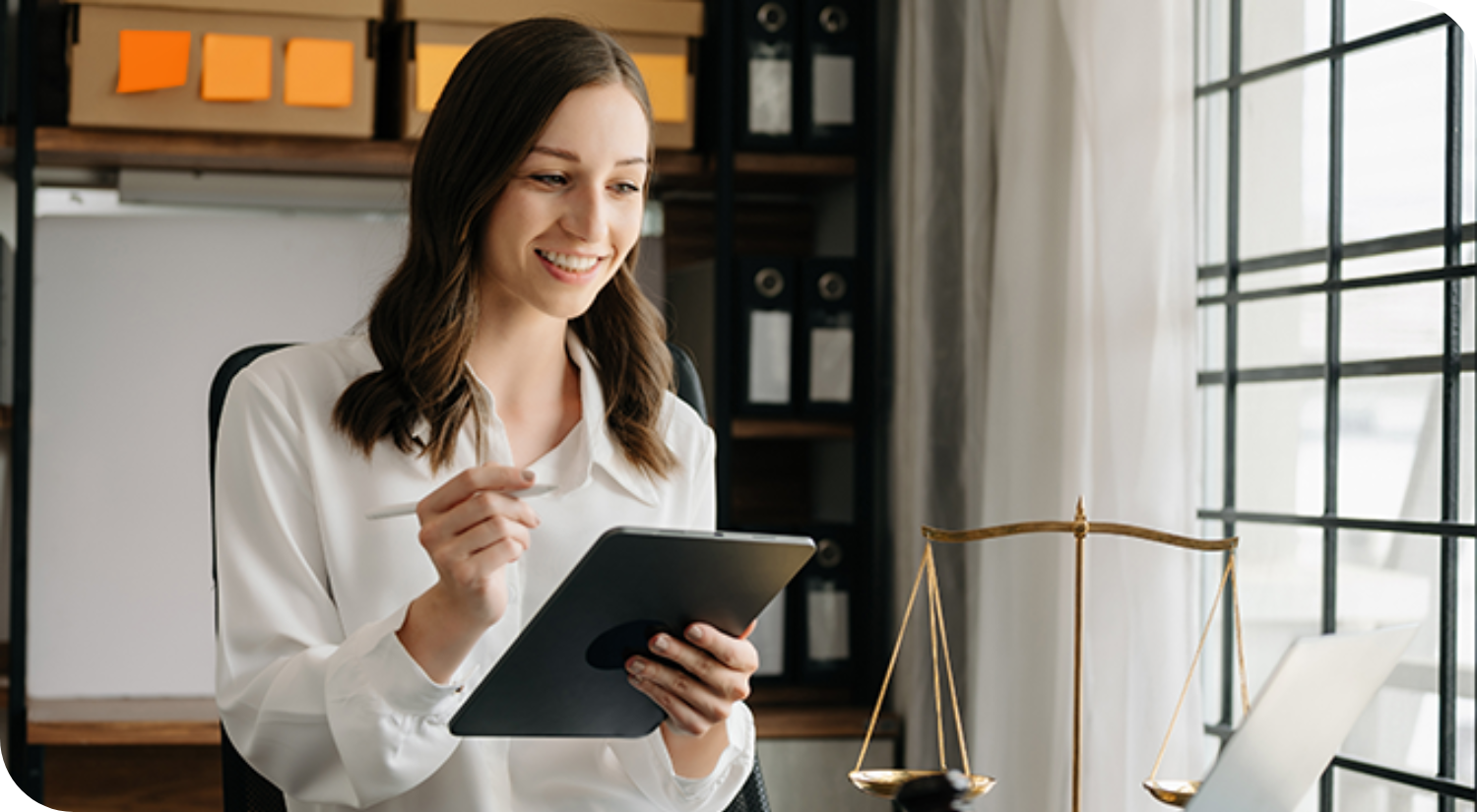 How to Integrate AI in Law Firms Effectively.png